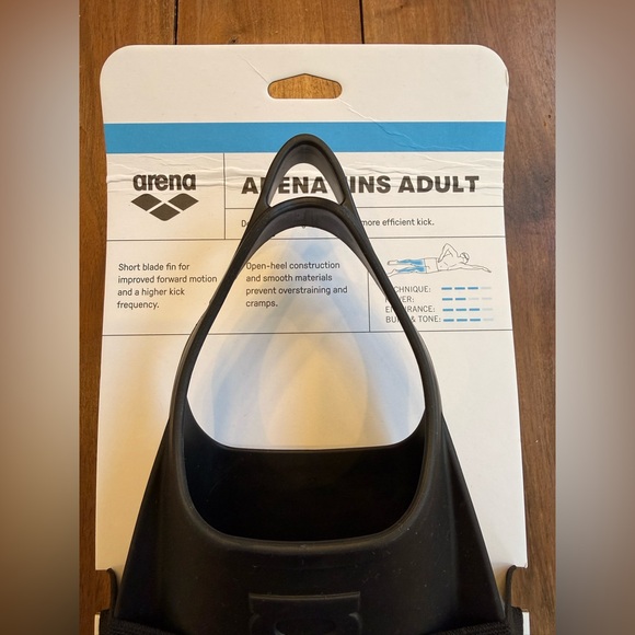 Arena Adult Short Blade Fins Size 7.5-9 - Picture 5 of 5